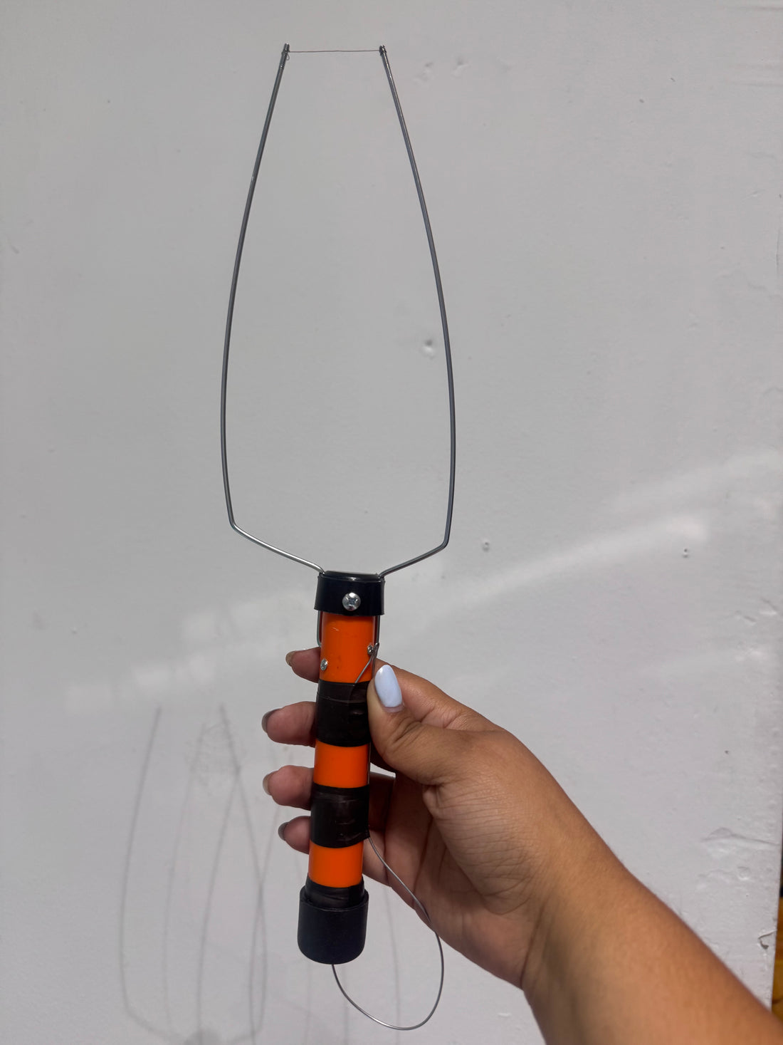 Cortador de plumavit de hasta 4cm a pilas AA